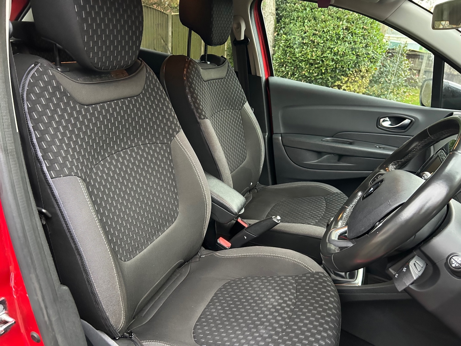 Used Renault Captur 2018 for sale - 76505024: Photo 16