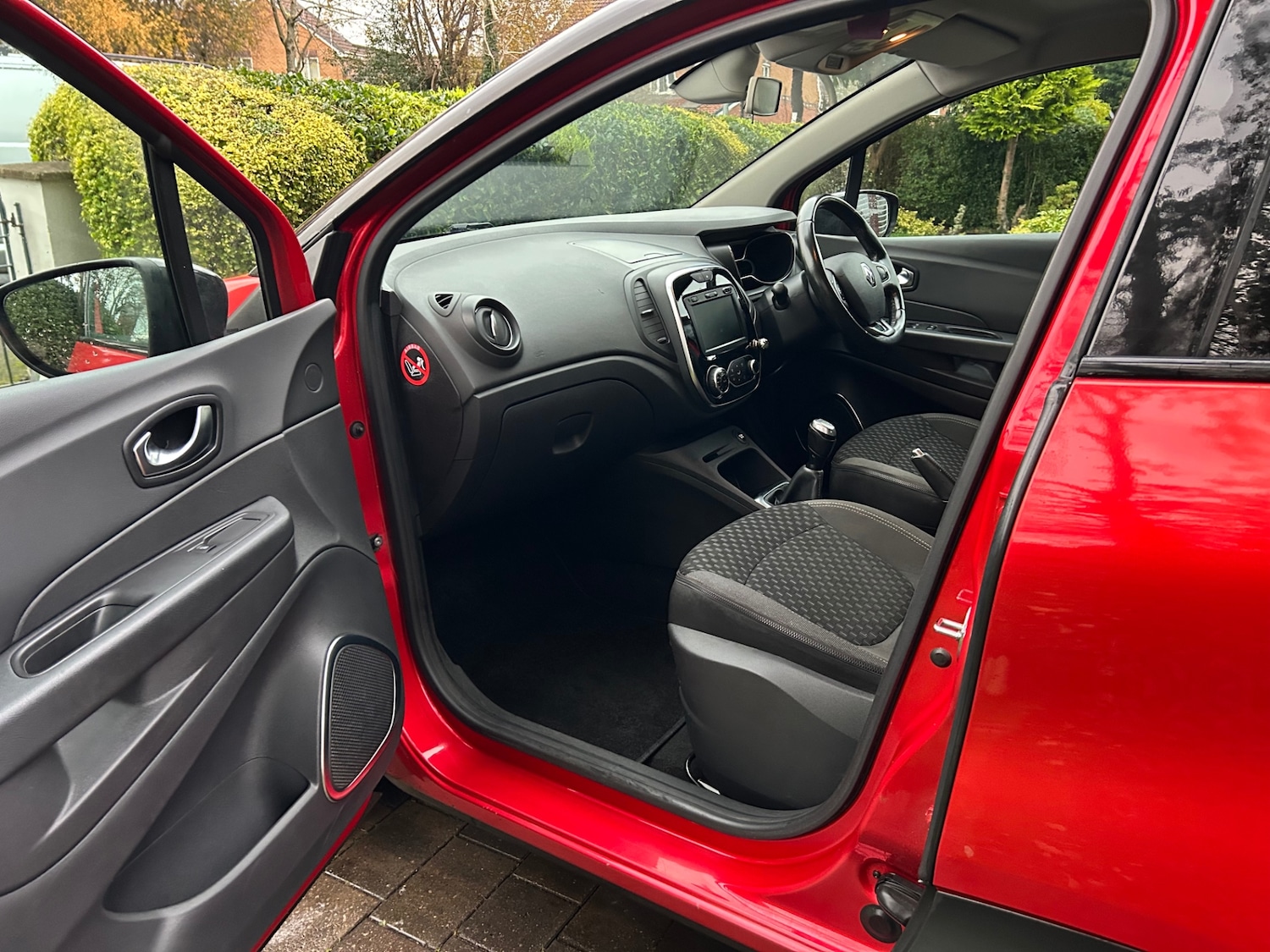 Used Renault Captur 2018 for sale - 76505024: Photo 18