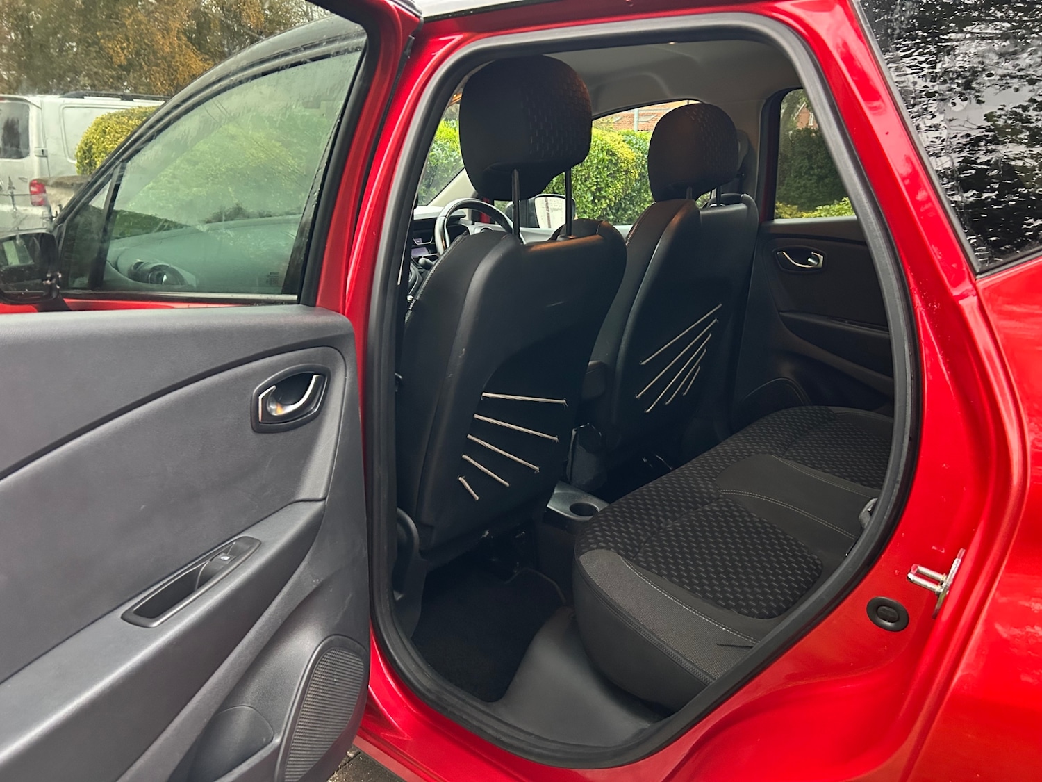 Used Renault Captur 2018 for sale - 76505024: Photo 25