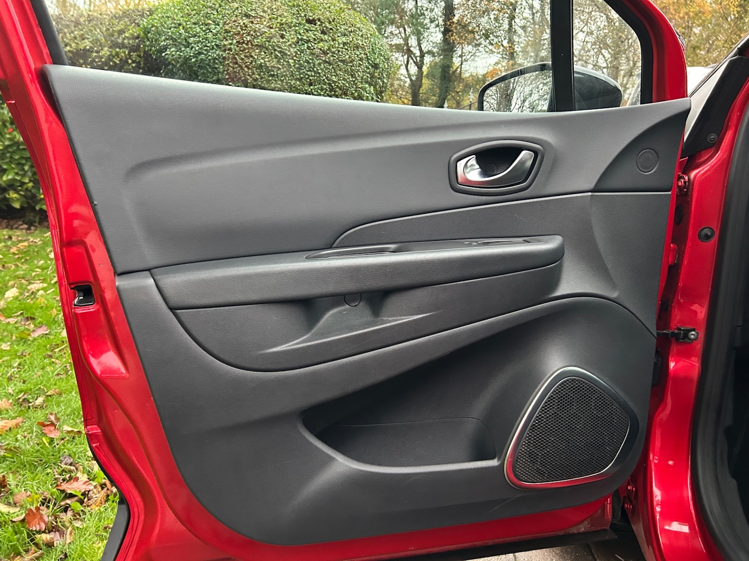 Used Renault Captur 2018 for sale - 76505024: Photo 29