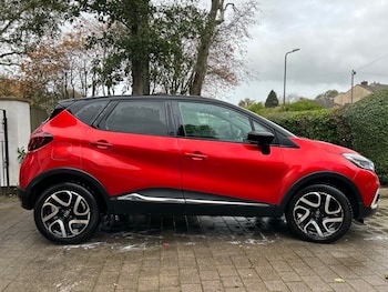 Used Renault Captur 2018 for sale - 76505024: Photo