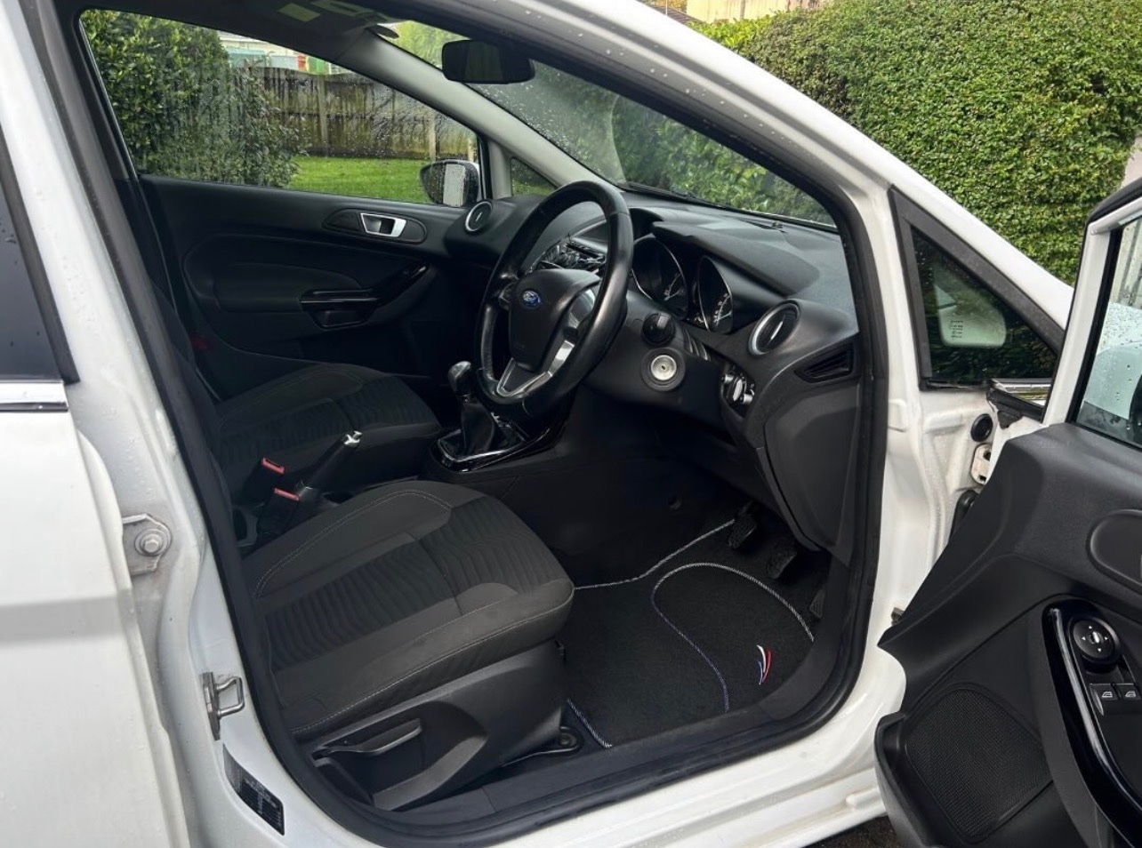 Used Ford Fiesta 2014 for sale - 77406554: Photo 13