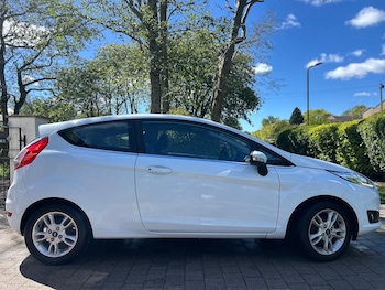 Used Ford Fiesta 2015 for sale - 78596393: Photo