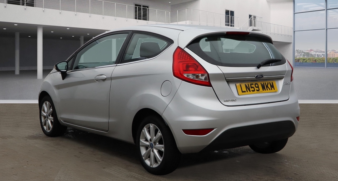 Used Ford Fiesta 2010 for sale - 76555362: Photo 2