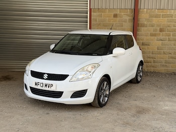 Used Suzuki Swift 2013 for sale - 79551919: Photo