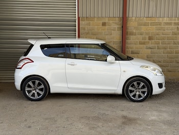 Used Suzuki Swift 2013 for sale - 79551919: Photo