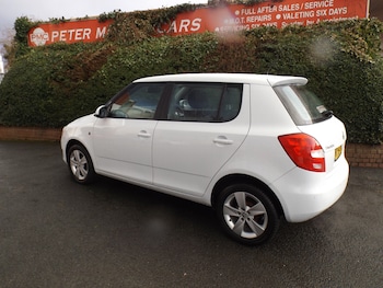 Used Skoda Fabia 2014 for sale - 77300790: Photo