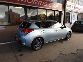Used Toyota Auris 2014 for sale - 76554745: Photo