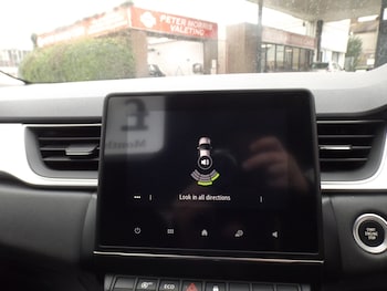 Used Renault Captur 2020 for sale - 77789106: Photo