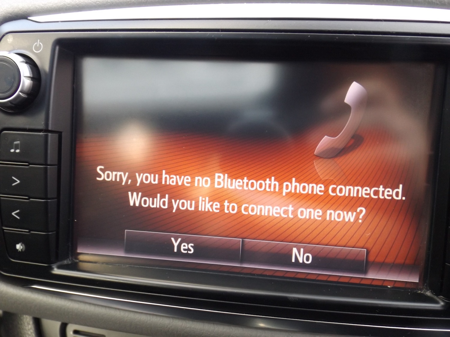 Used Toyota Yaris 2016 for sale - 76113875: Photo 6