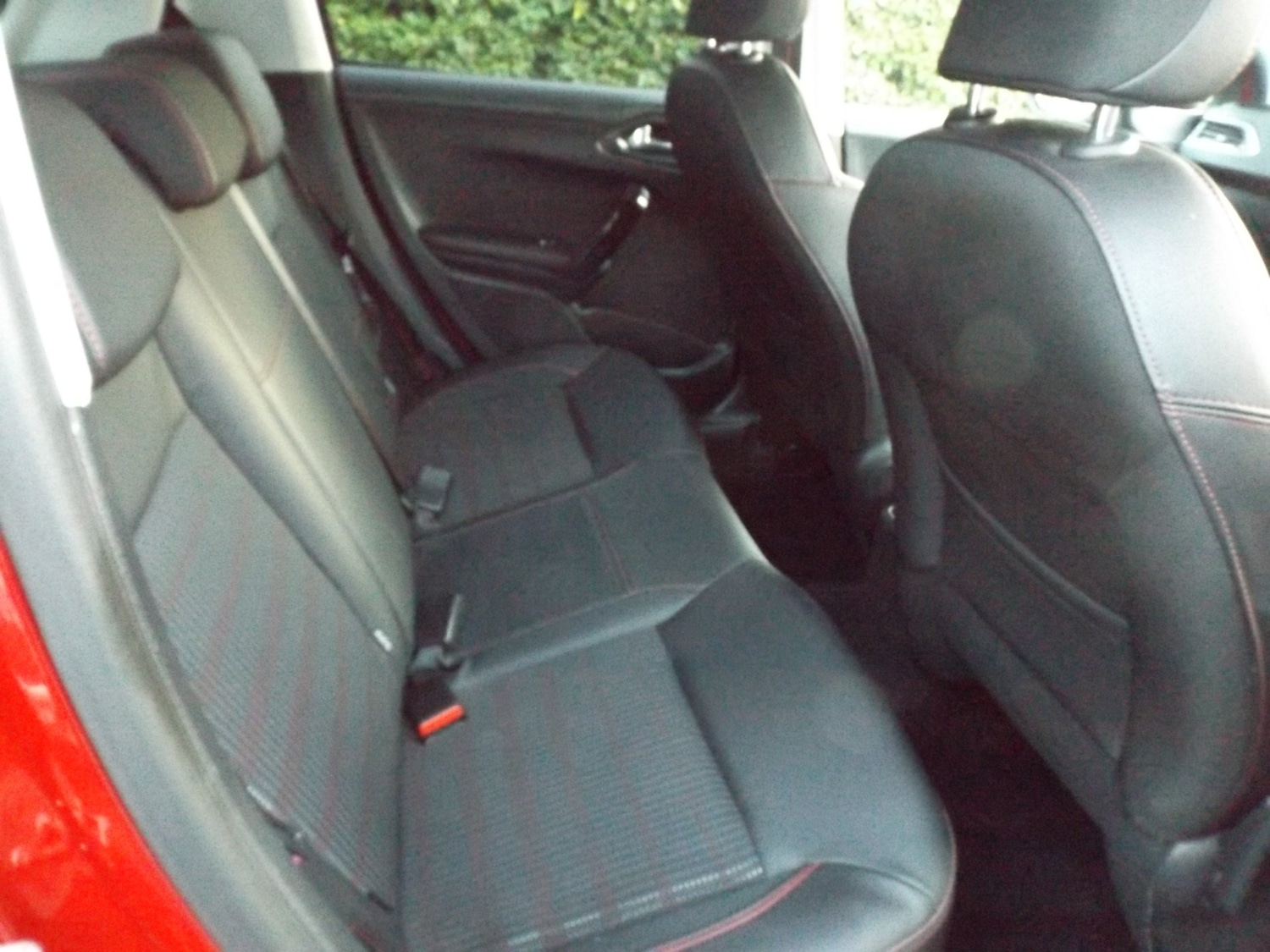 Used Peugeot 208 2015 for sale - 76367030: Photo 5