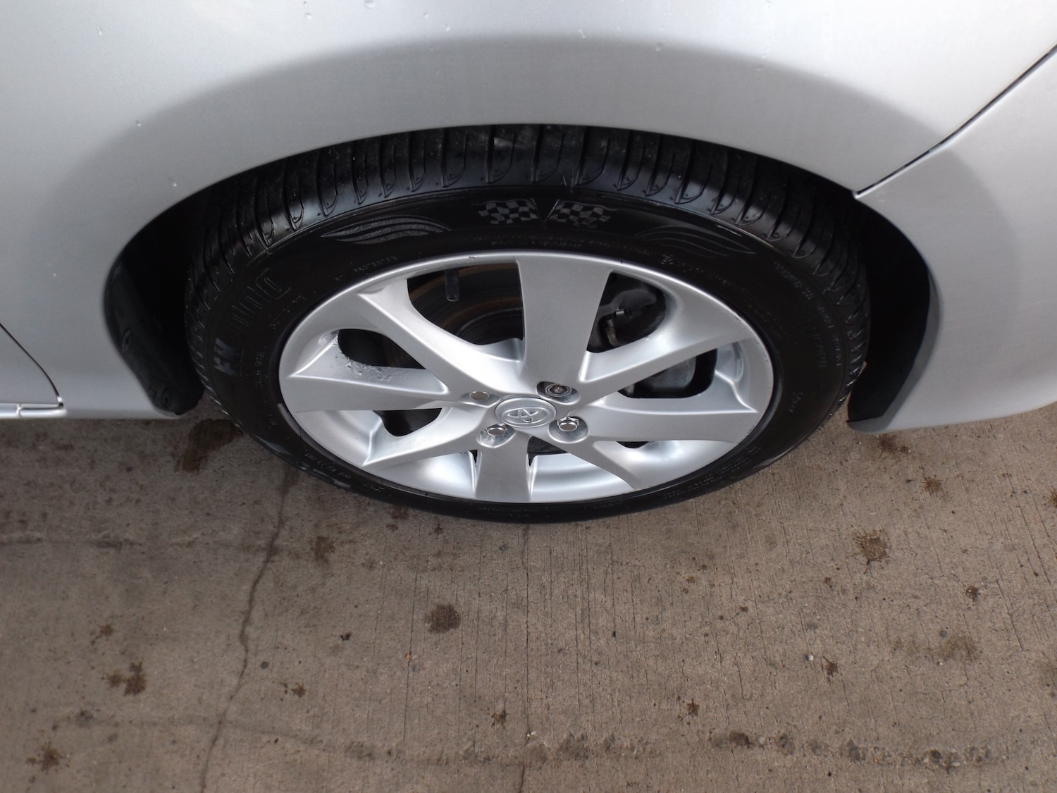 Used Toyota Yaris 2012 for sale - 76532294: Photo 8