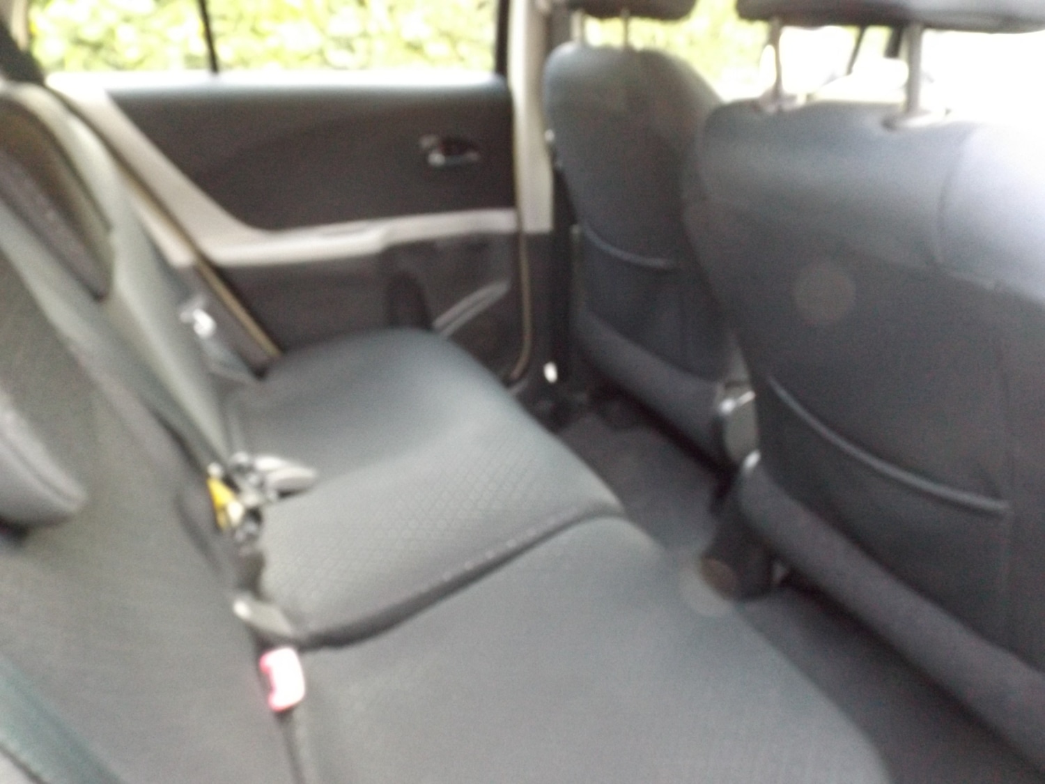 Used Toyota Yaris 2010 for sale - 76437305: Photo 5