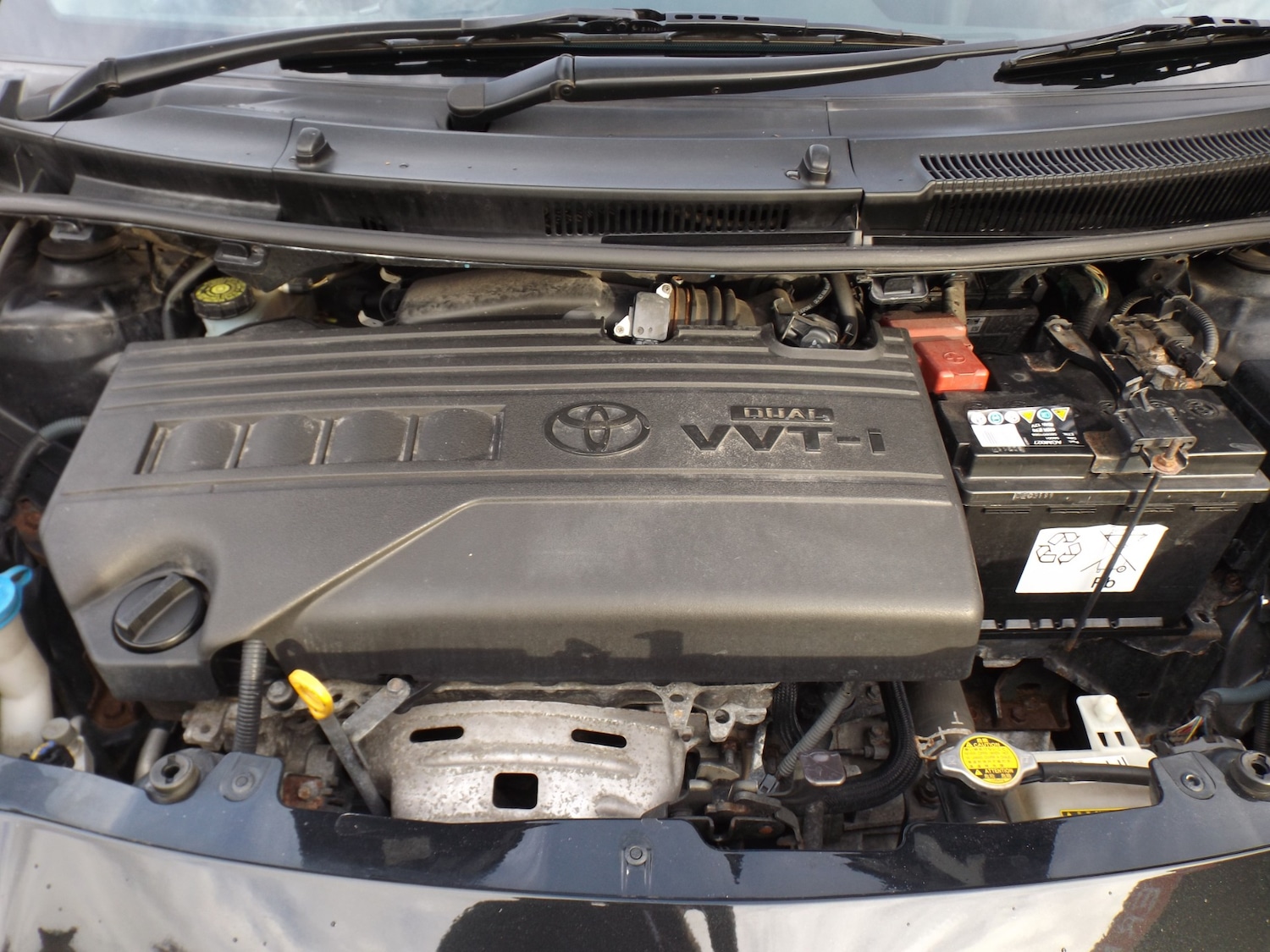 Used Toyota Yaris 2010 for sale - 76437305: Photo 8