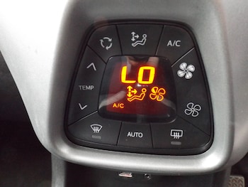 Used Toyota AYGO 2018 for sale - 75626952: Photo