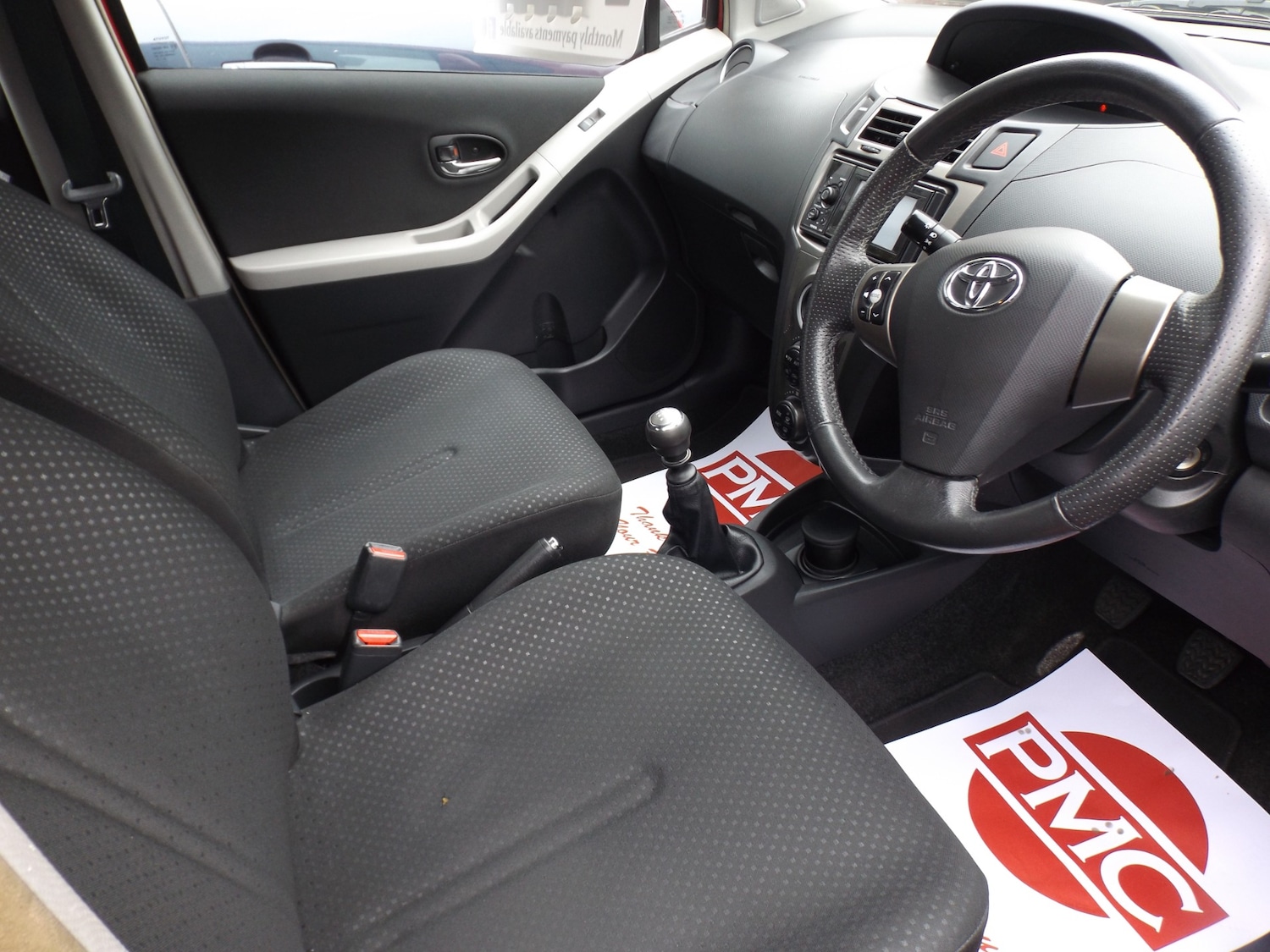 Used Toyota Yaris 2011 for sale - 76288516: Photo 5