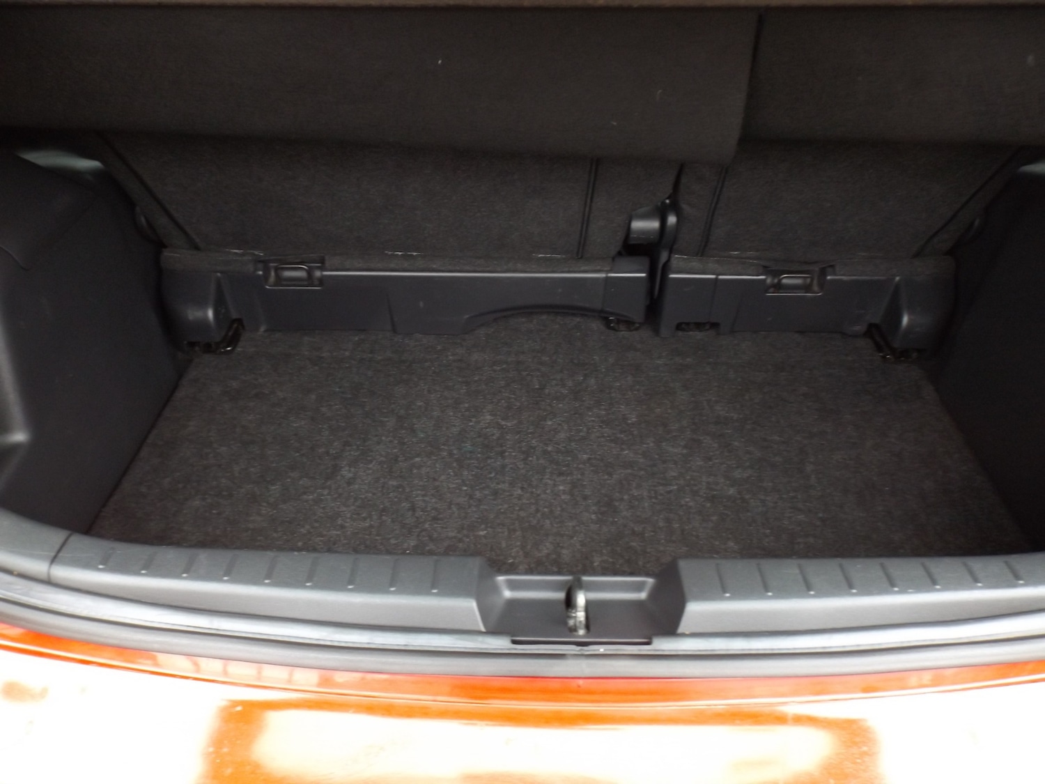 Used Toyota Yaris 2011 for sale - 76288516: Photo 7