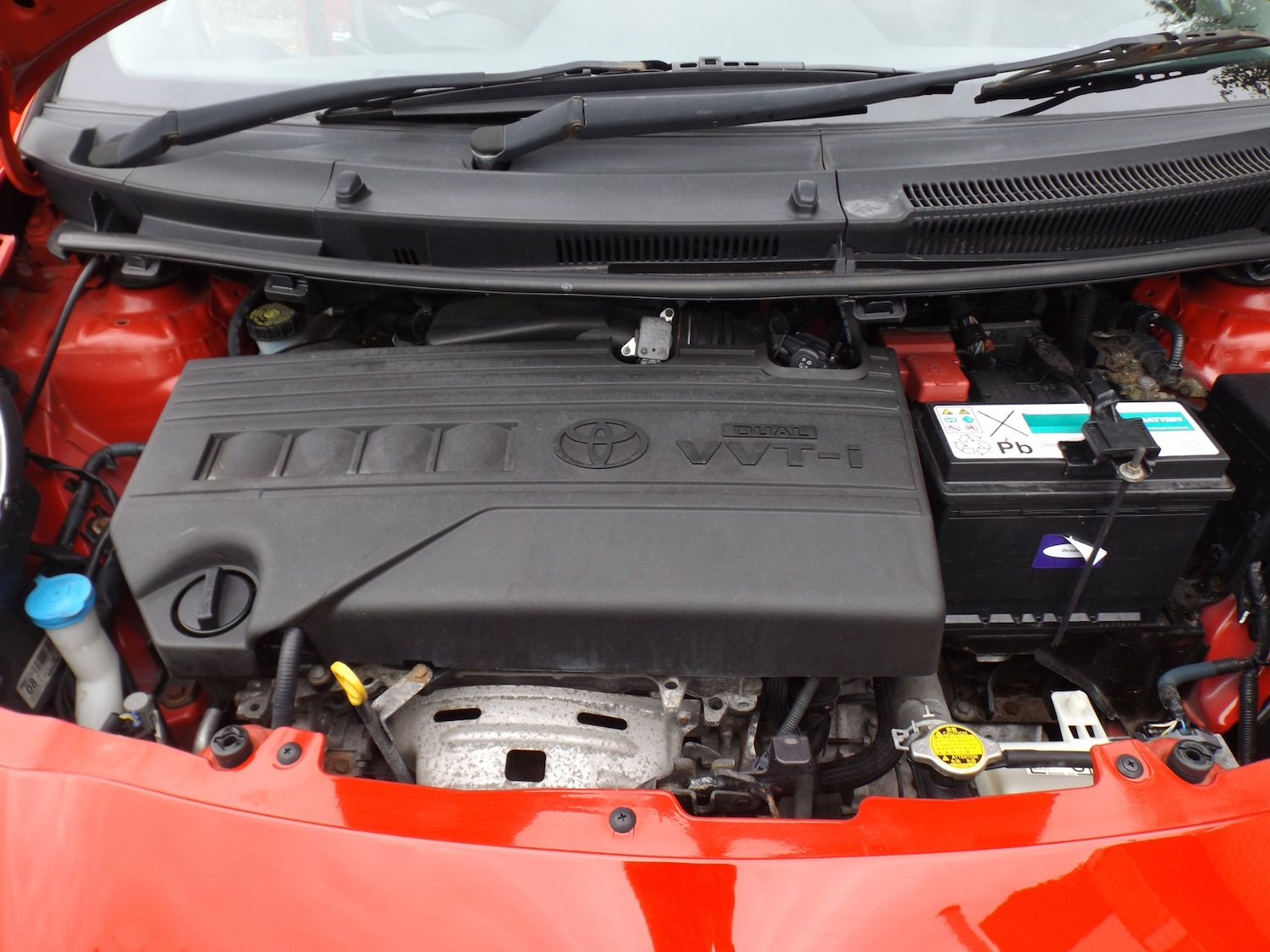 Used Toyota Yaris 2011 for sale - 76288516: Photo 8