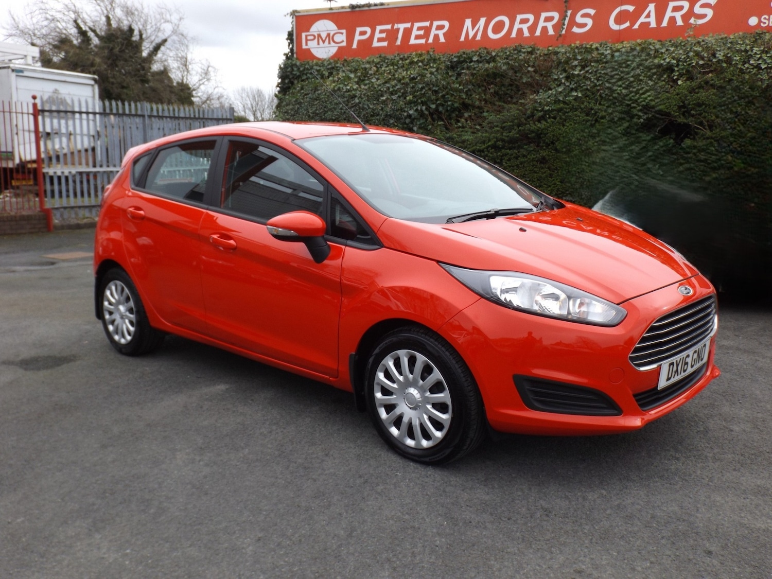Used Ford Fiesta 2016 for sale - 76612229: Photo 1