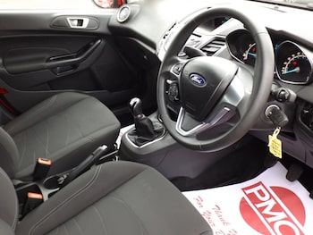 Used Ford Fiesta 2016 for sale - 76612229: Photo