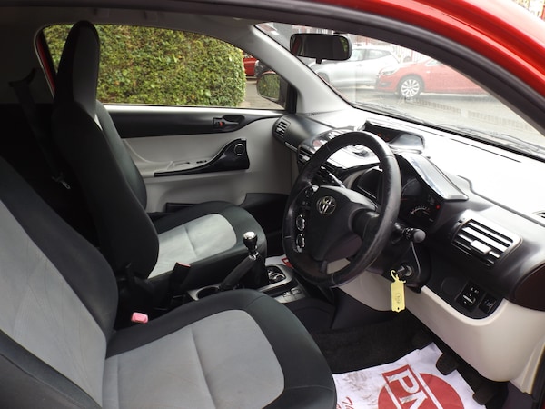 Used Toyota IQ 2013 for sale - 75605049: Photo 3
