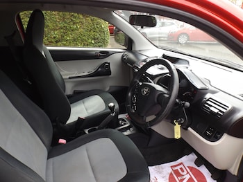 Used Toyota IQ 2013 for sale - 75605049: Photo