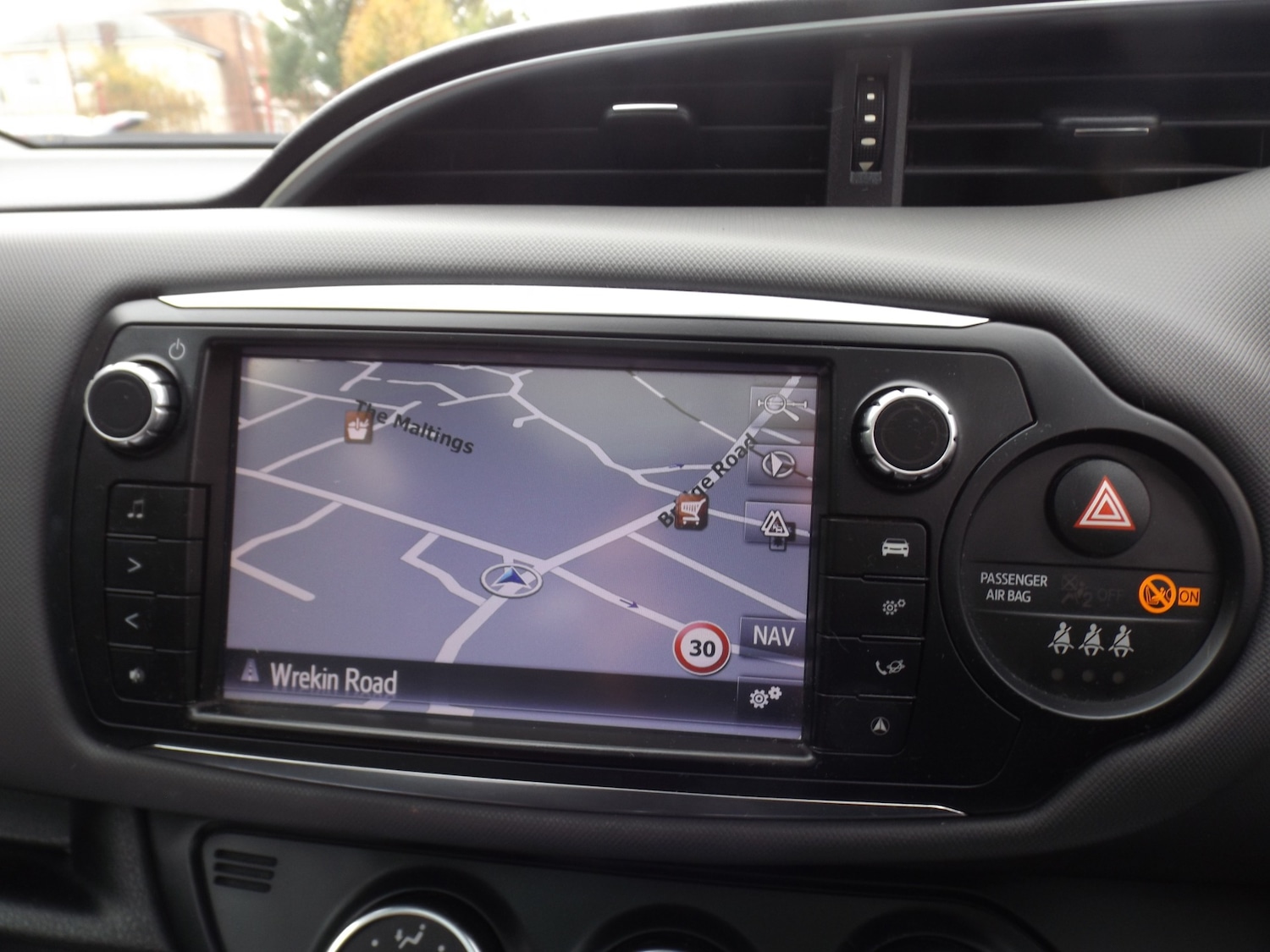 Used Toyota Yaris 2014 for sale - 76232661: Photo 3