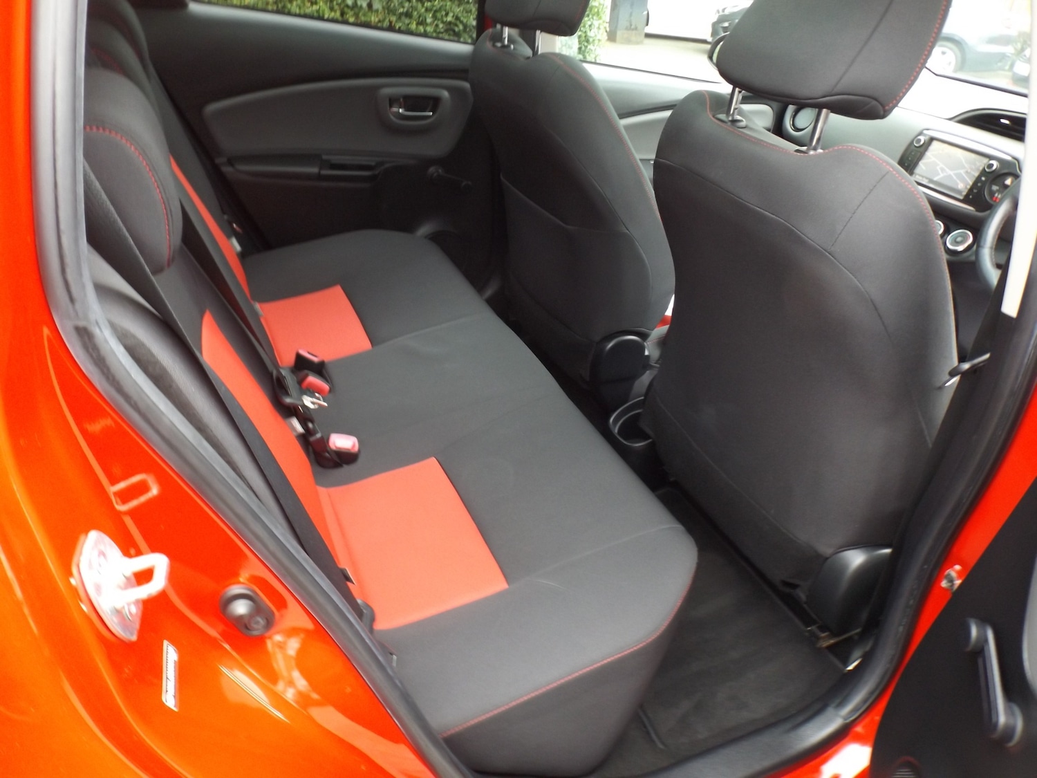 Used Toyota Yaris 2014 for sale - 76232661: Photo 8