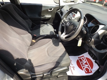 Used Honda Jazz 2010 for sale - 75593434: Photo