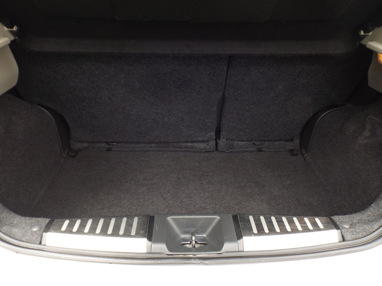 Used Nissan Micra 2016 for sale - 76172020: Photo 8