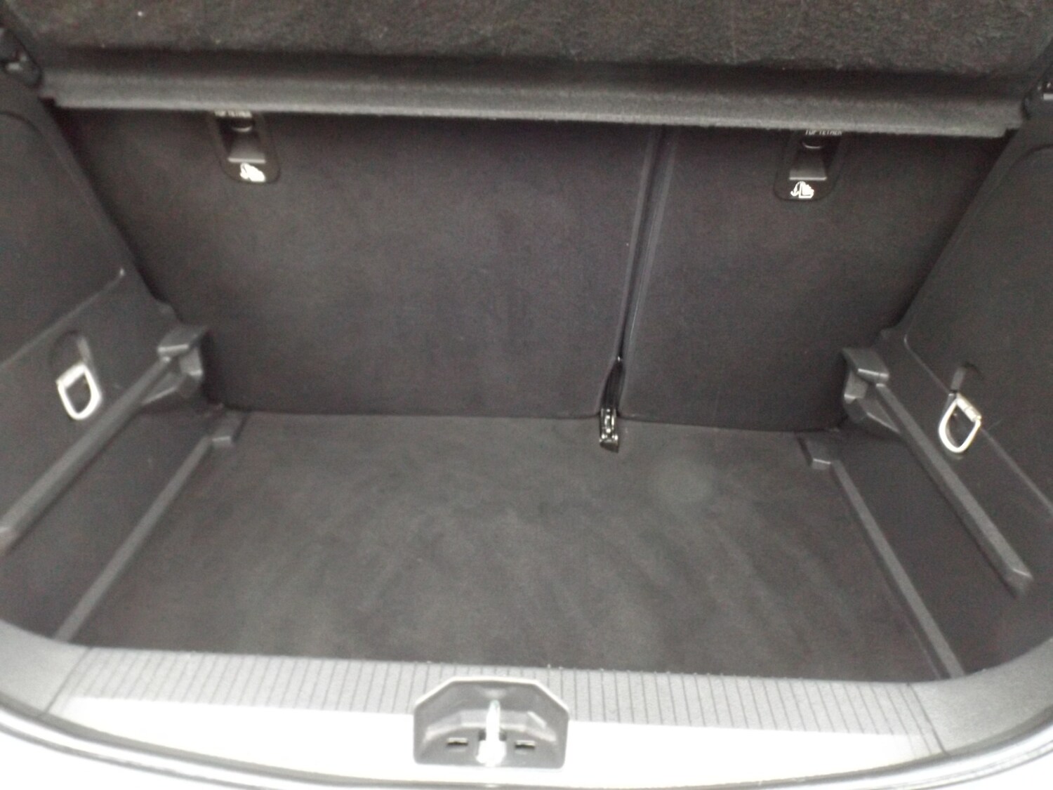 Used Vauxhall Corsa 2017 for sale - 77475675: Photo 9