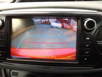 Used Toyota Yaris 2016 for sale - 73734756: Photo
