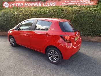 Used Toyota Yaris 2015 for sale - 75178446: Photo