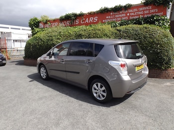 Used Toyota Verso 2015 for sale - 79125251: Photo