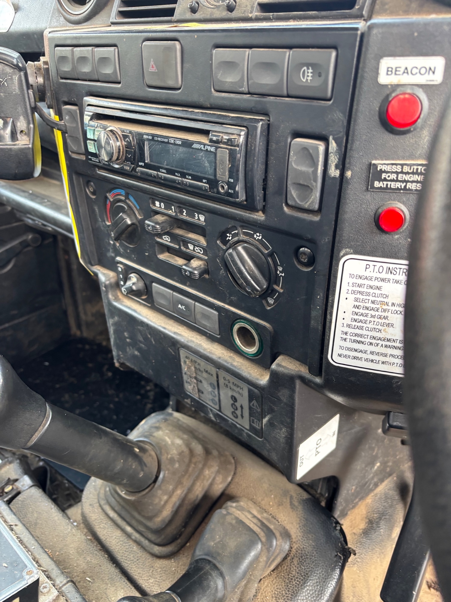 Used Land Rover Defender 2013 for sale - 77350795: Photo 13