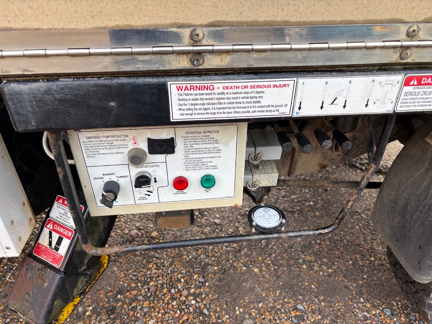 Used Land Rover Defender 2013 for sale - 77350795: Photo 15