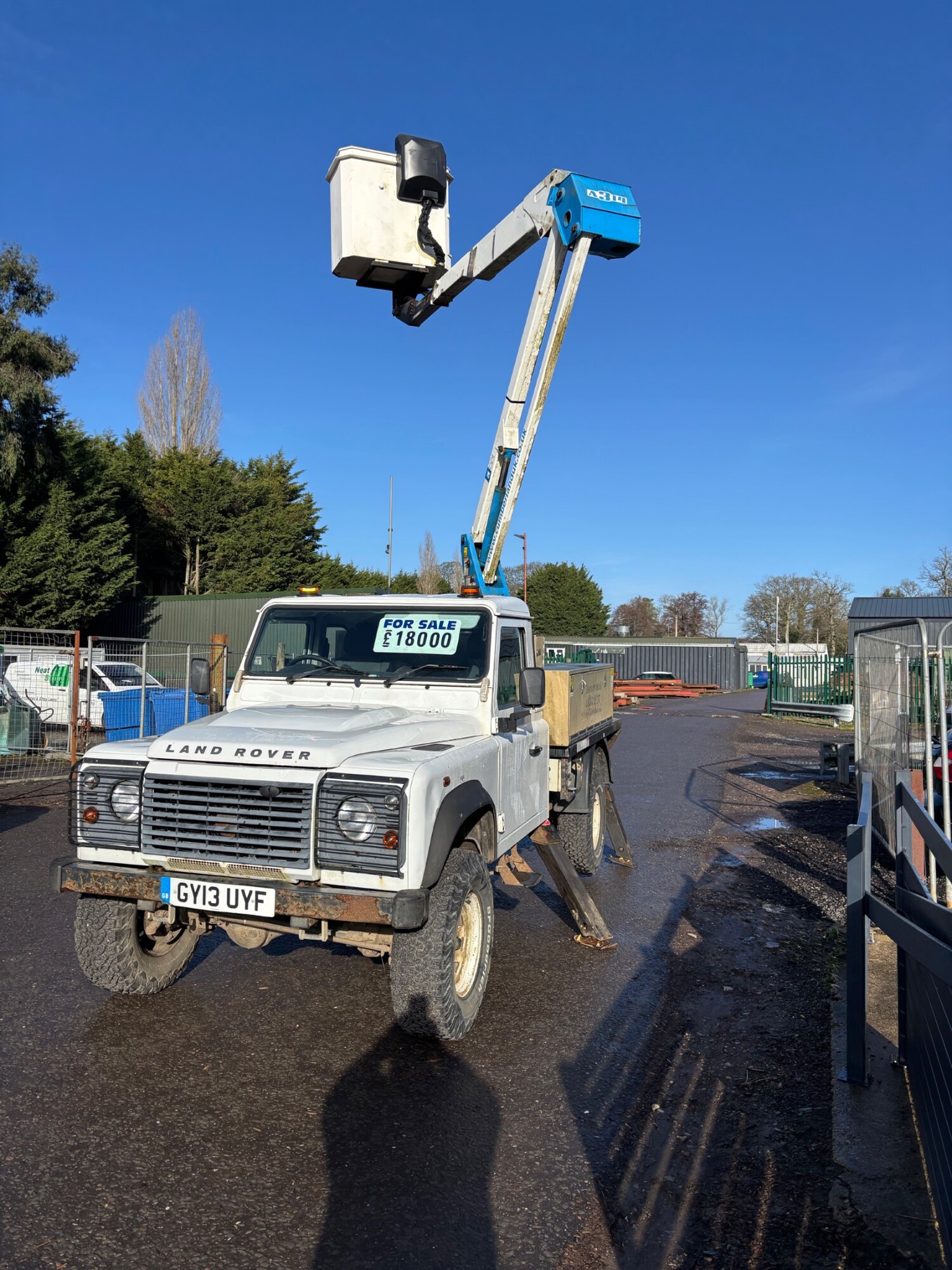 Used Land Rover Defender 2013 for sale - 77350795: Photo 3