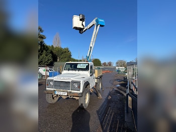 Used Land Rover Defender 2013 for sale - 77350795: Photo