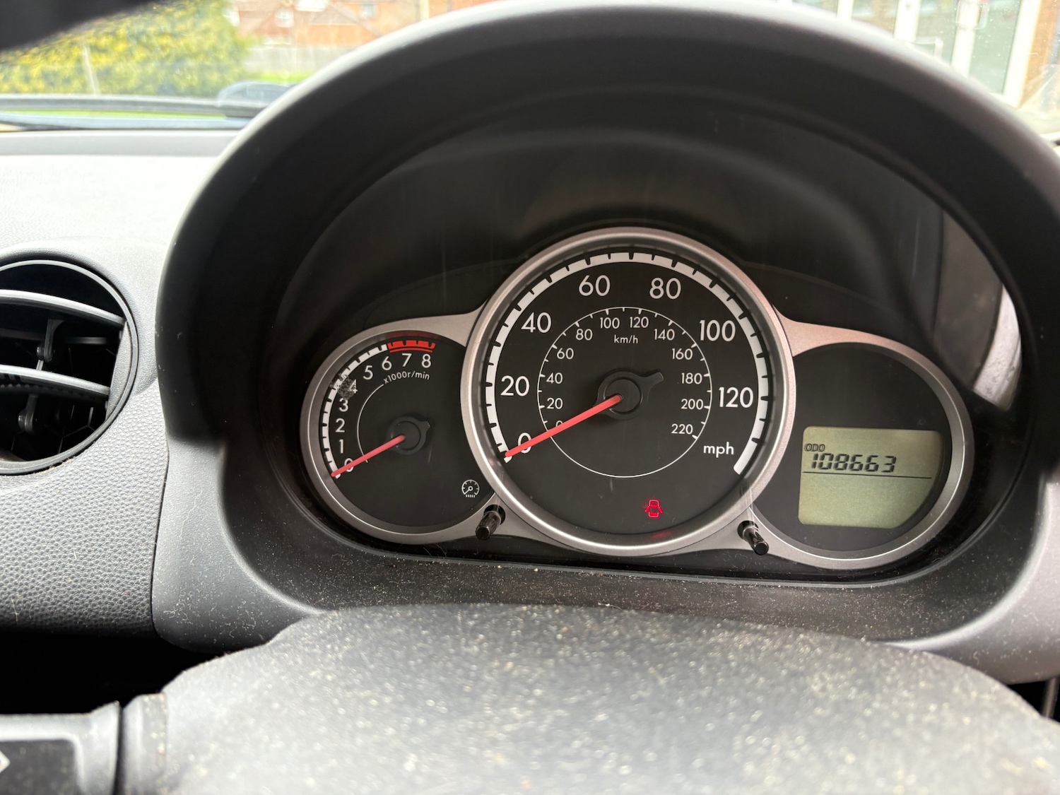 Used Mazda Mazda2 2011 for sale - 77595531: Photo 12