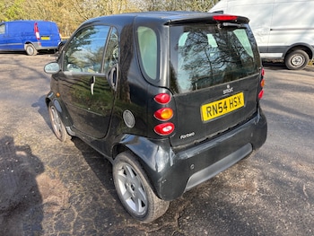 Used smart fortwo 2005 for sale - 77663542: Photo