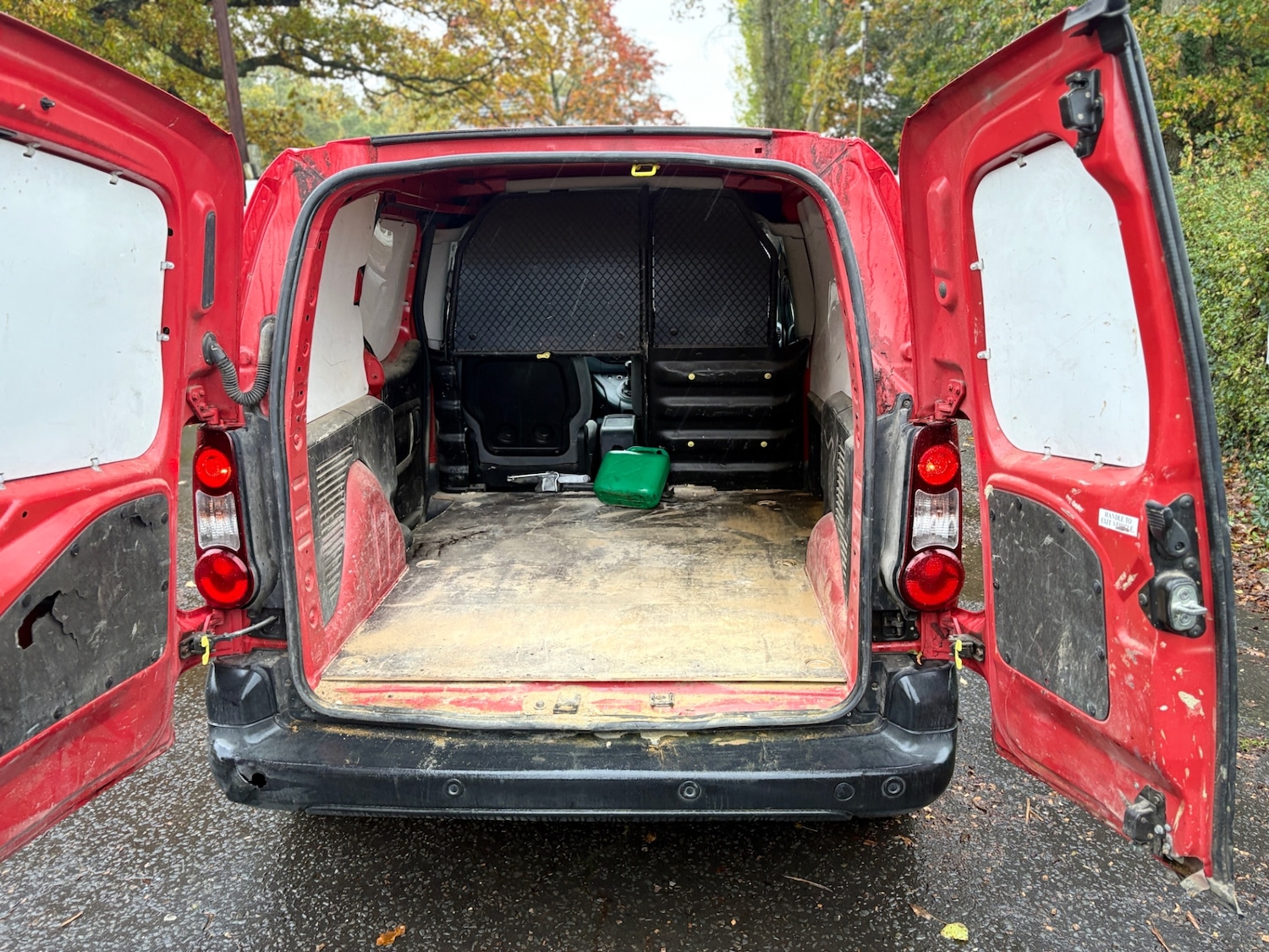 Used Peugeot Partner 2012 for sale - 77812788: Photo 11