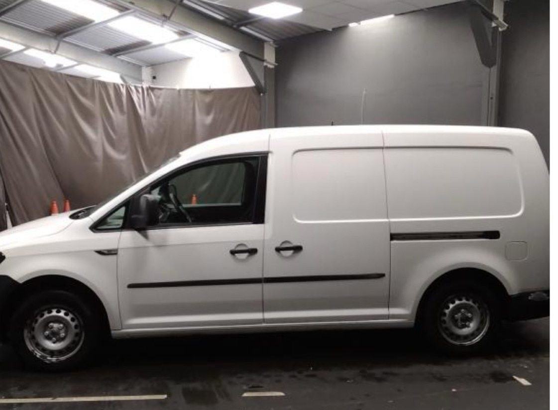 Used Volkswagen Caddy Maxi 2017 for sale - 77245509: Photo 2