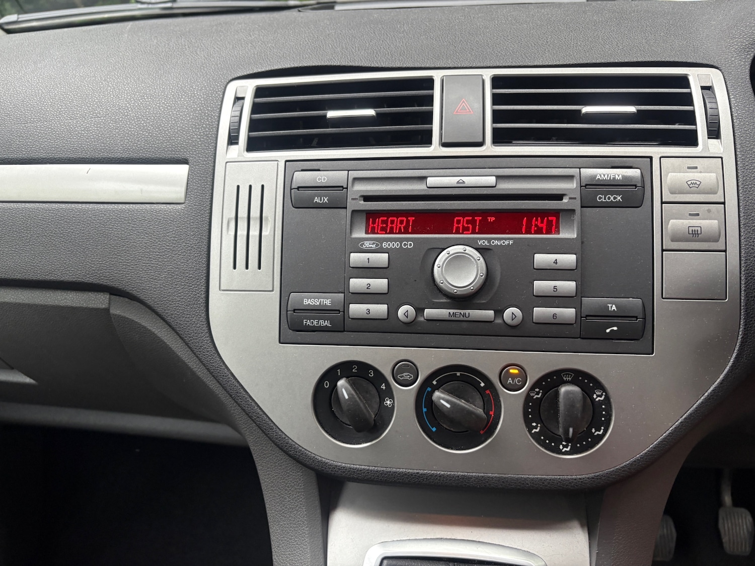 Used Ford C-Max 2010 for sale - 76252311: Photo 10