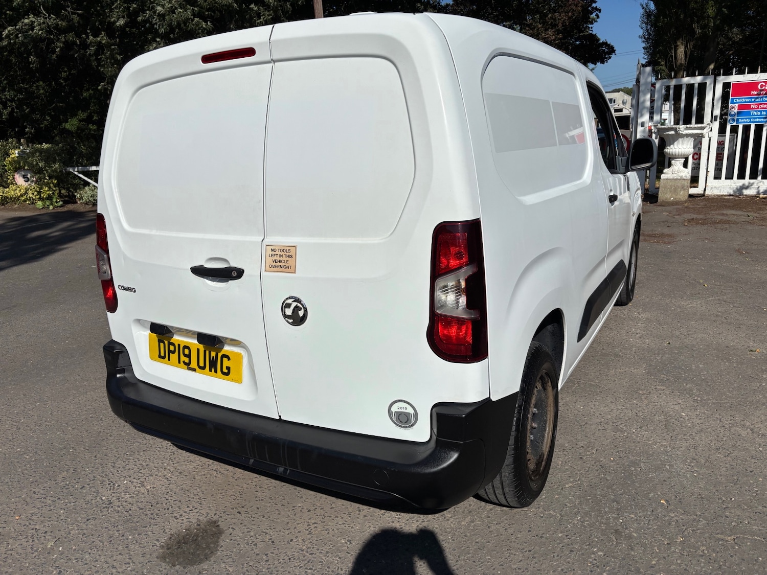 Used Vauxhall Combo 2019 for sale - 76762862: Photo 4