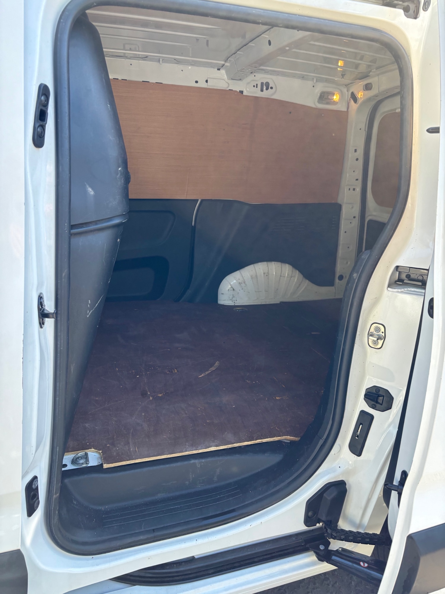 Used Vauxhall Combo 2019 for sale - 76762862: Photo 6