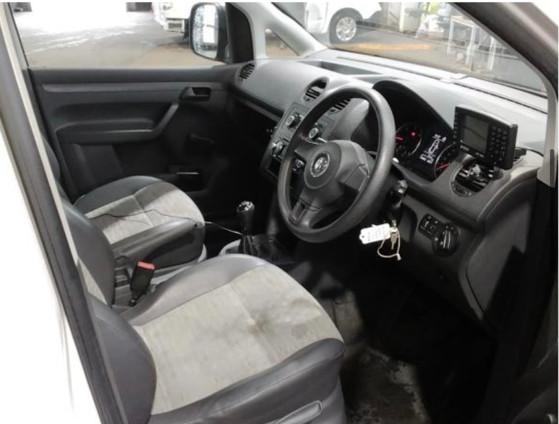 Used Volkswagen Caddy Maxi 2013 for sale - 77245334: Photo 5