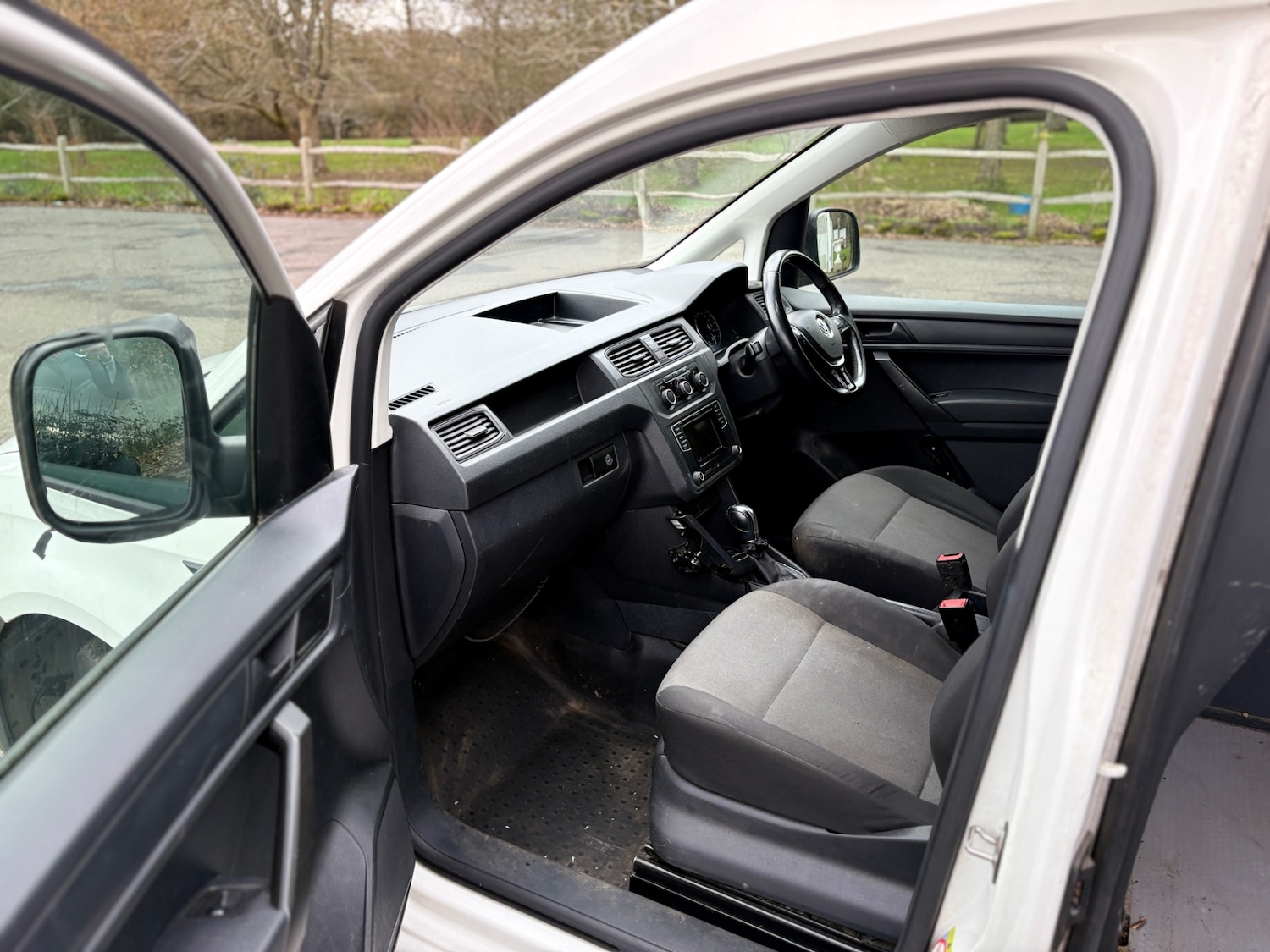 Used Volkswagen Caddy Maxi 2018 for sale - 77261260: Photo 14