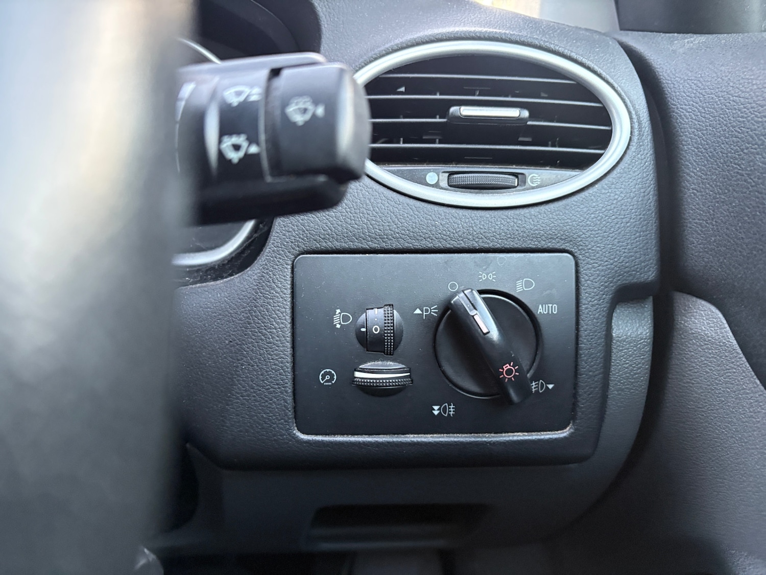 Used Ford Focus 2009 for sale - 76885200: Photo 15