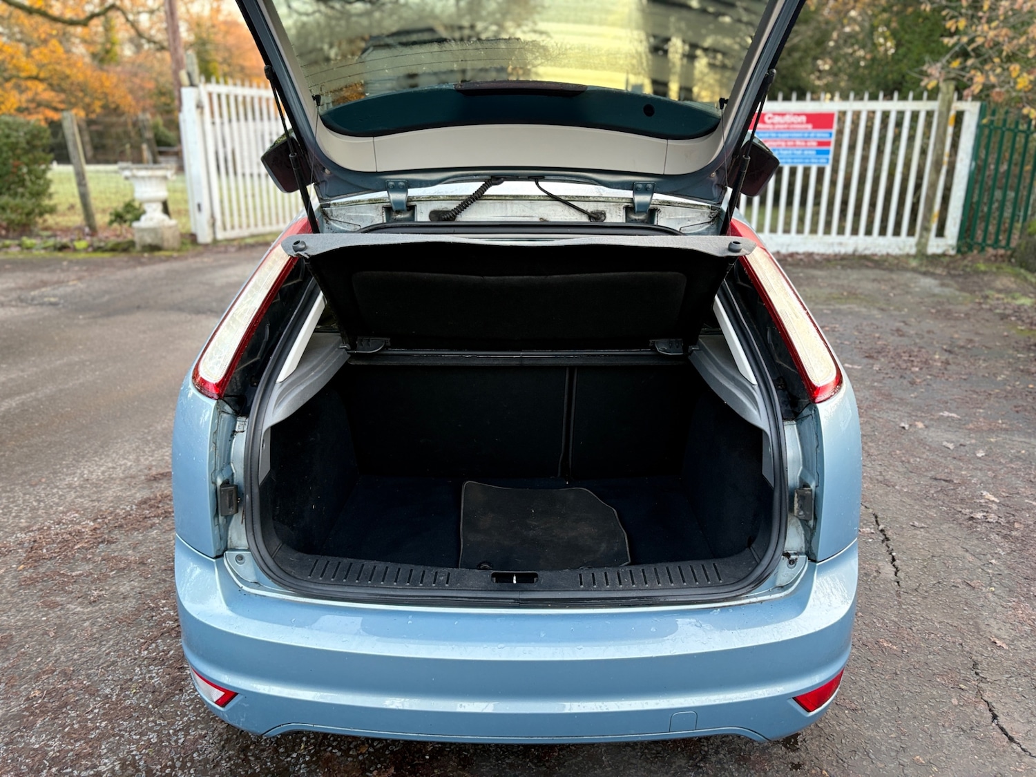 Used Ford Focus 2009 for sale - 76885200: Photo 8