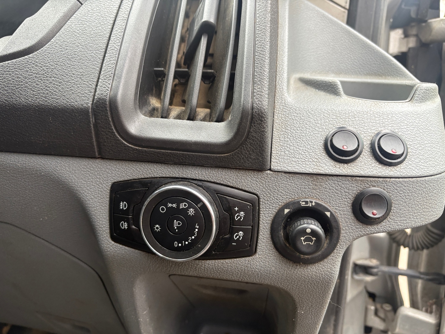 Used Ford Transit 2015 for sale - 76958490: Photo 11